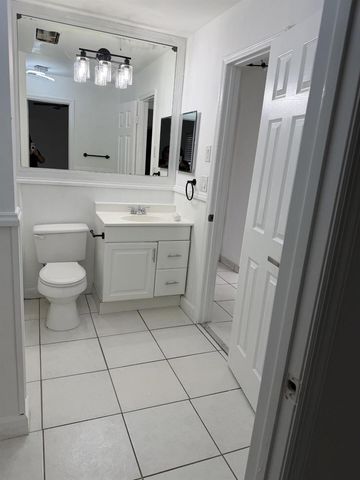7315 NW 57th Place, Tamarac, FL 33321