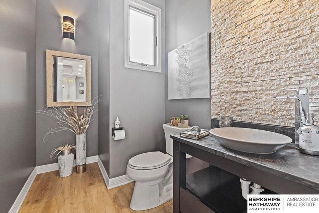 5507 S 208 Circle, Elkhorn, NE 68022