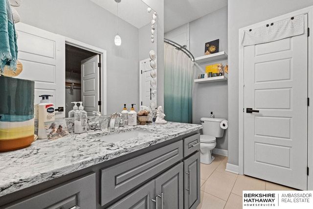 5507 S 208 Circle, Elkhorn, NE 68022