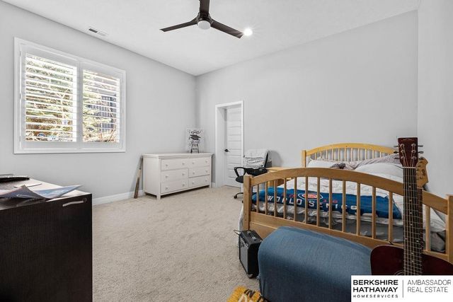 5507 S 208 Circle, Elkhorn, NE 68022