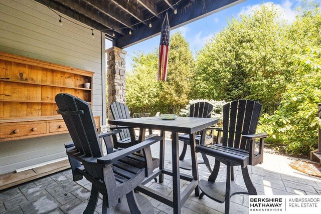5507 S 208 Circle, Elkhorn, NE 68022