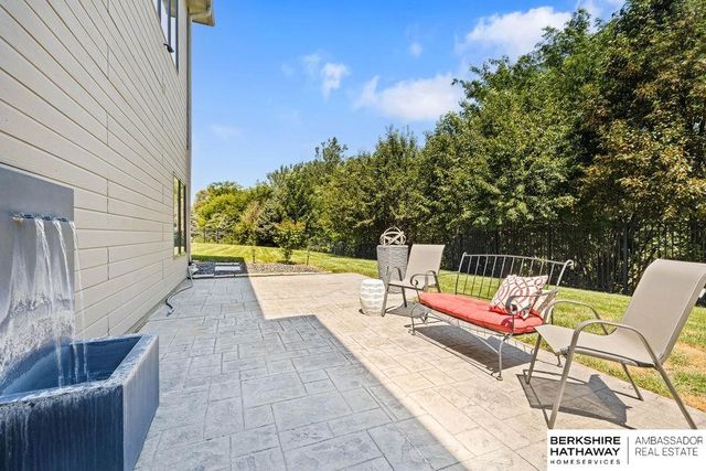 5507 S 208 Circle, Elkhorn, NE 68022