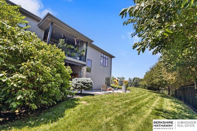 5507 S 208 Circle, Elkhorn, NE 68022
