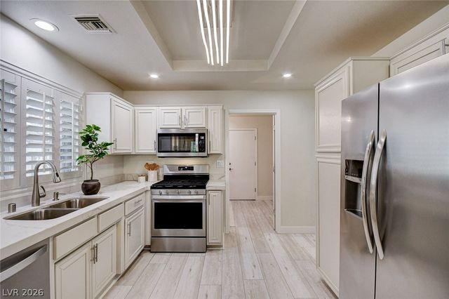 10044 Woodhouse Drive, Las Vegas, NV 89134