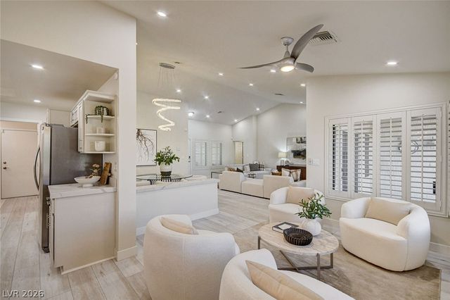 10044 Woodhouse Drive, Las Vegas, NV 89134