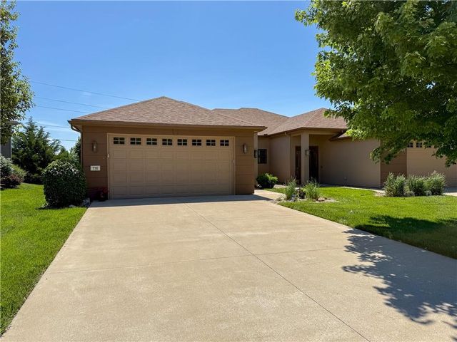 716 Coving Court, Lawrence, KS 66049