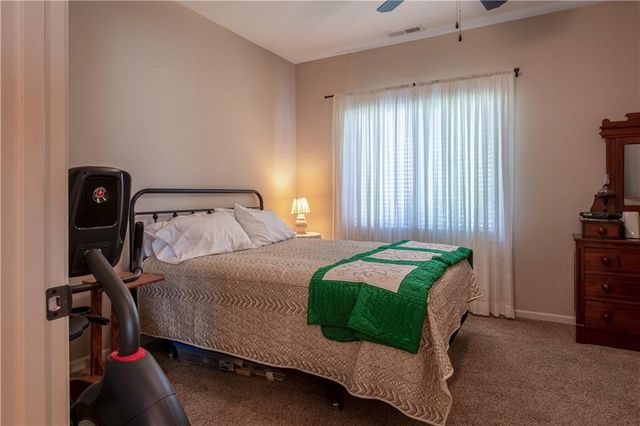 716 Coving Court, Lawrence, KS 66049