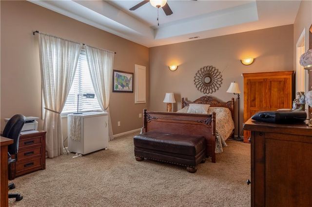 716 Coving Court, Lawrence, KS 66049