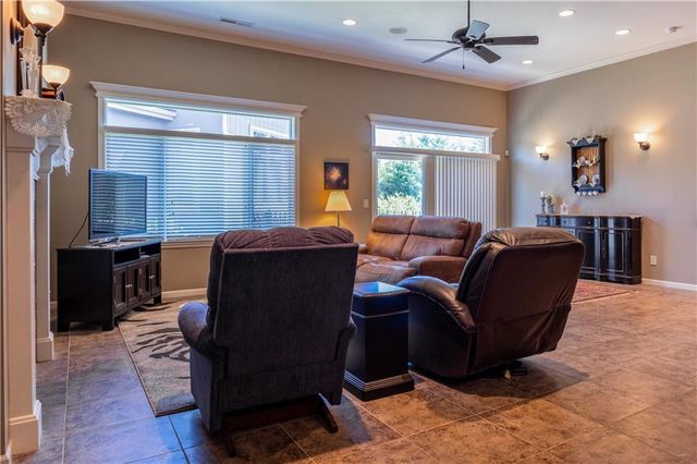 716 Coving Court, Lawrence, KS 66049