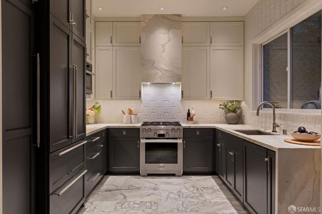4532 17th Street, San Francisco, CA 94114