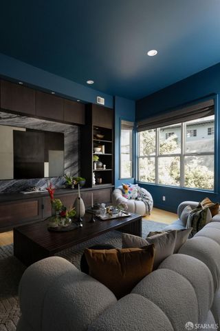 4532 17th Street, San Francisco, CA 94114