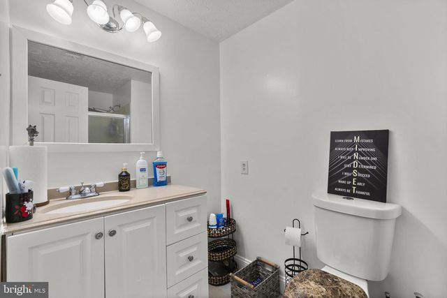60 TRIPLE CROWN CT, Baltimore, MD 21244