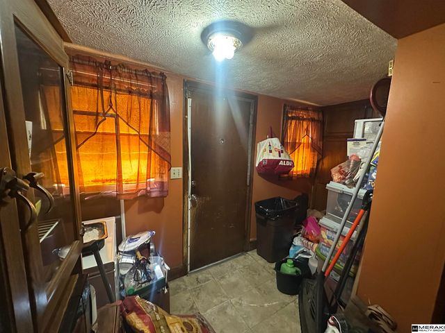 3528 N 29 Street, Omaha, NE 68111