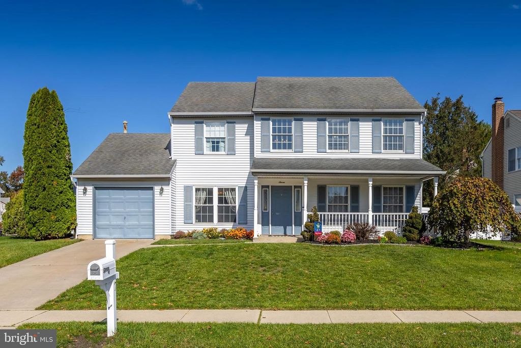 7 WALTON DR, Sewell, NJ 08080