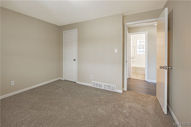 7811 Porter Road, Niagara, NY 14304