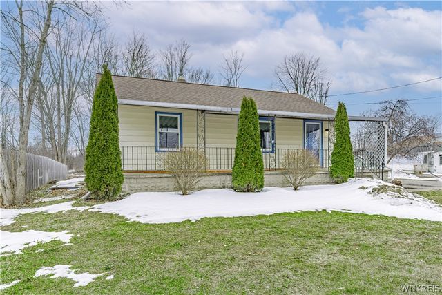 7811 Porter Road, Niagara, NY 14304