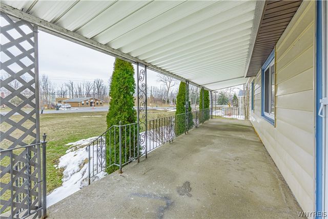 7811 Porter Road, Niagara, NY 14304