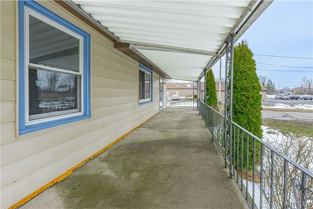 7811 Porter Road, Niagara, NY 14304