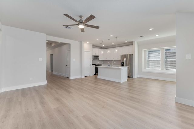 3217 21st Street N, Texas City, TX 77590