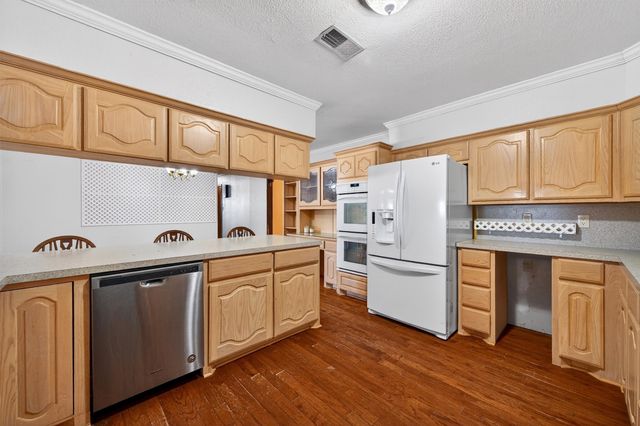 1839 County Road 121, Gainesville, TX 76240