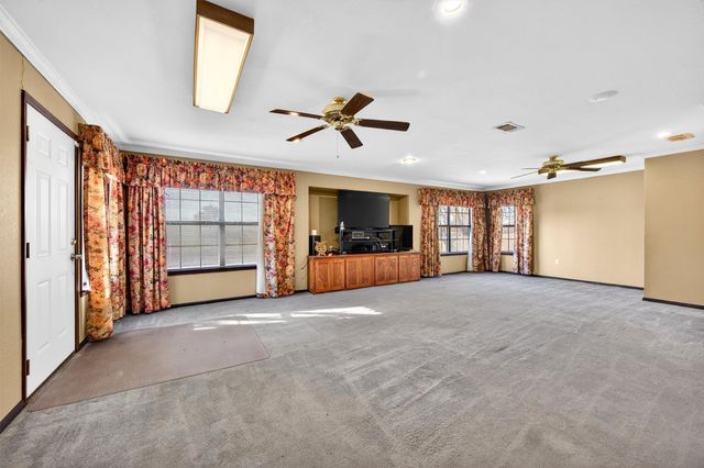 1839 County Road 121, Gainesville, TX 76240