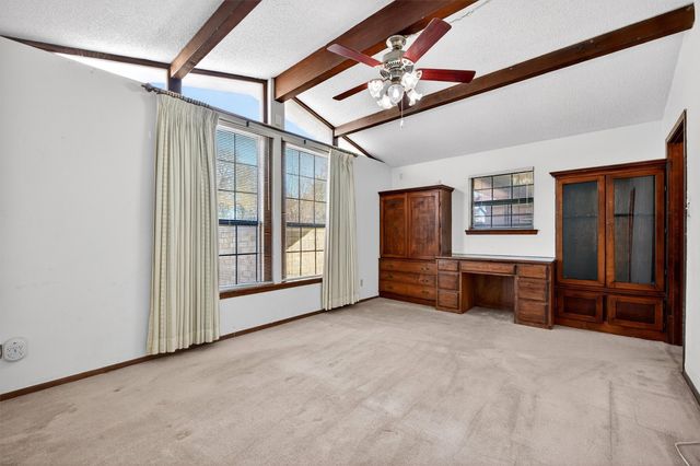 1839 County Road 121, Gainesville, TX 76240