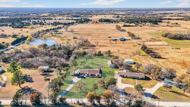 1839 County Road 121, Gainesville, TX 76240