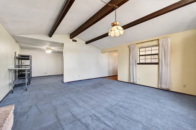 1839 County Road 121, Gainesville, TX 76240