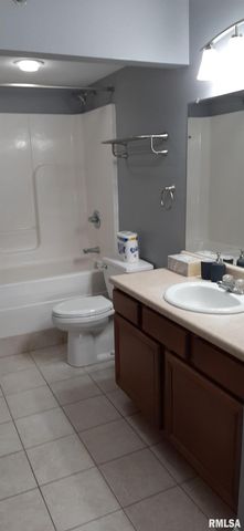 125 SW JEFFERSON Street W16C, Peoria, IL 61602