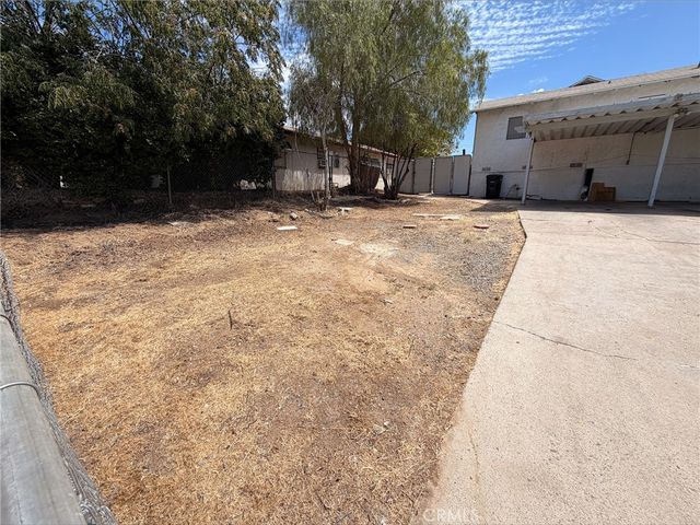 114 N Lewis, Lake Elsinore, CA 92530