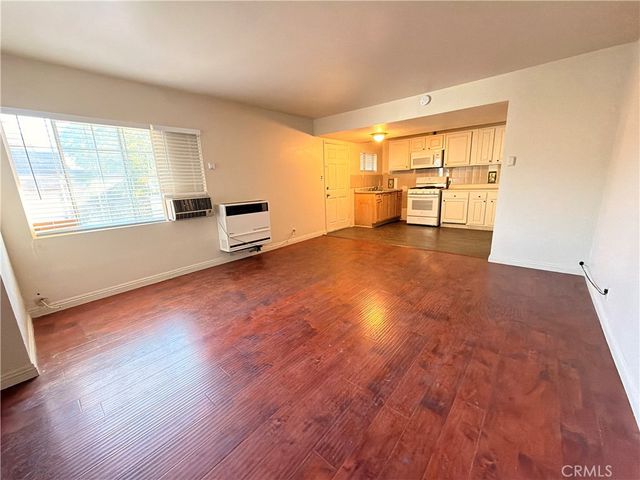 114 N Lewis, Lake Elsinore, CA 92530