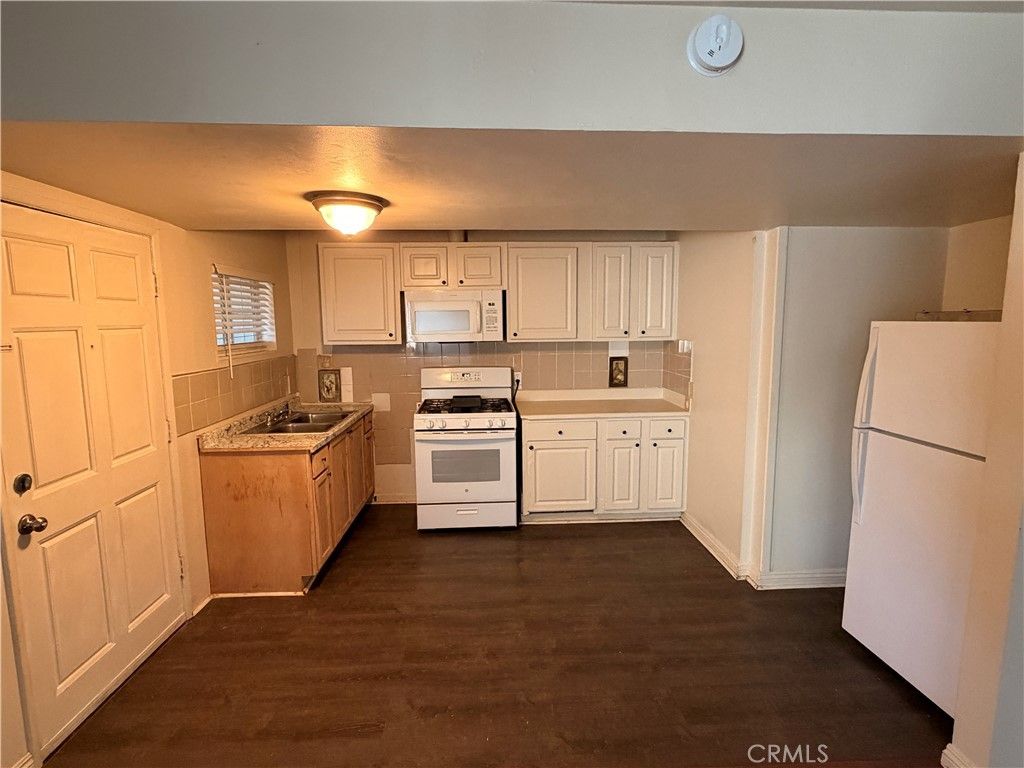 114 N Lewis, Lake Elsinore, CA 92530