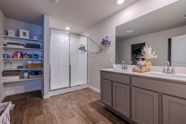 178 Coralbean DR, Kyle, TX 78640