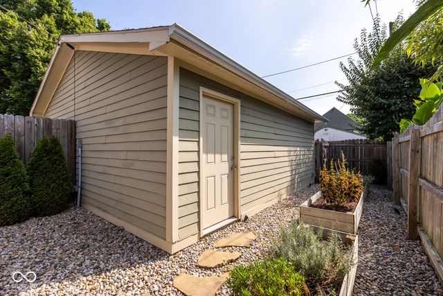 2233 N Talbott Street, Indianapolis, IN 46205