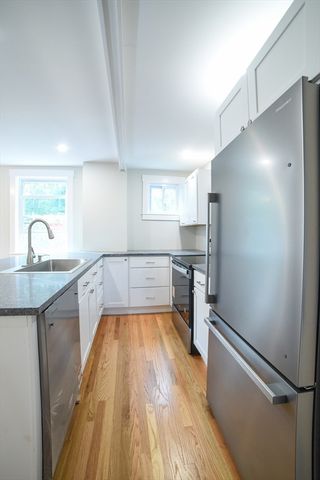 76 Slades Corner 2, Dartmouth, MA 02748