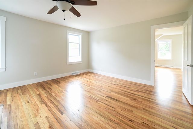 76 Slades Corner 2, Dartmouth, MA 02748