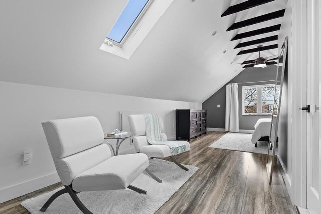 1850 N Arlington PLACE, Milwaukee, WI 53202