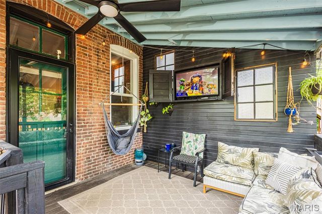 6326 Michigan Avenue, St Louis, MO 63111