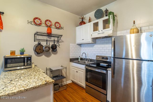 1108 Queen Ave 1 & 2, Louisville, KY 40215