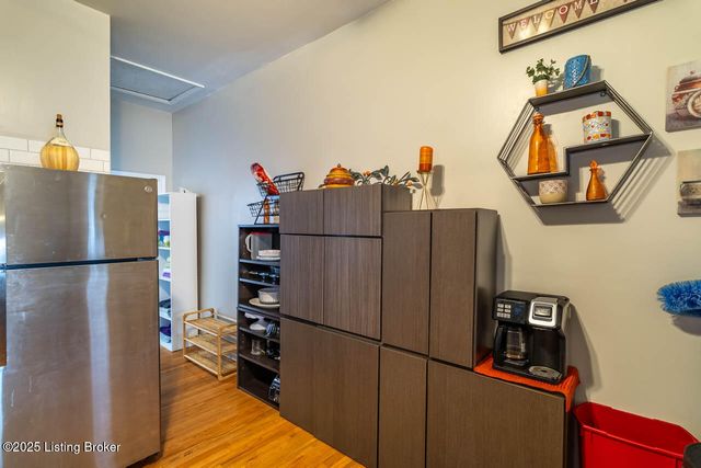 1108 Queen Ave 1 & 2, Louisville, KY 40215