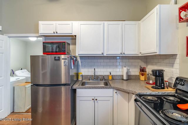 1108 Queen Ave 1 & 2, Louisville, KY 40215