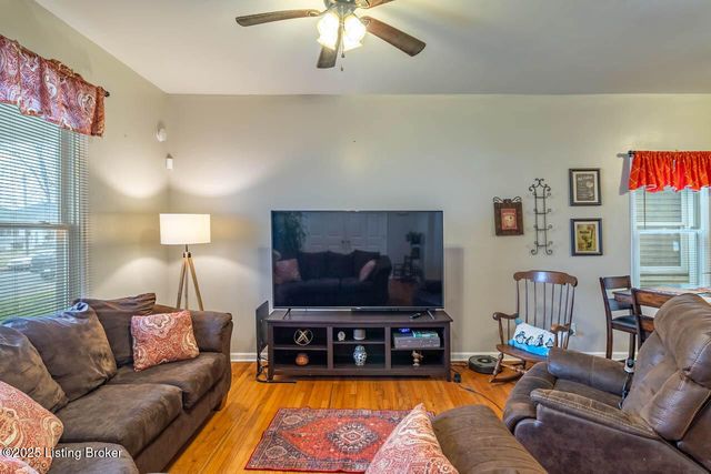 1108 Queen Ave 1 & 2, Louisville, KY 40215