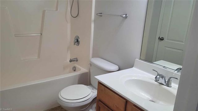 482 Shady Grove Court, Winston-salem, NC 27103