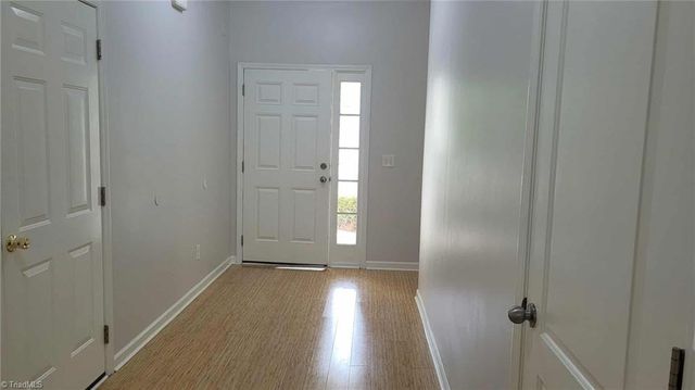482 Shady Grove Court, Winston-salem, NC 27103