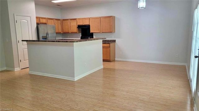 482 Shady Grove Court, Winston-salem, NC 27103