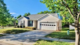 482 Shady Grove Court, Winston-salem, NC 27103