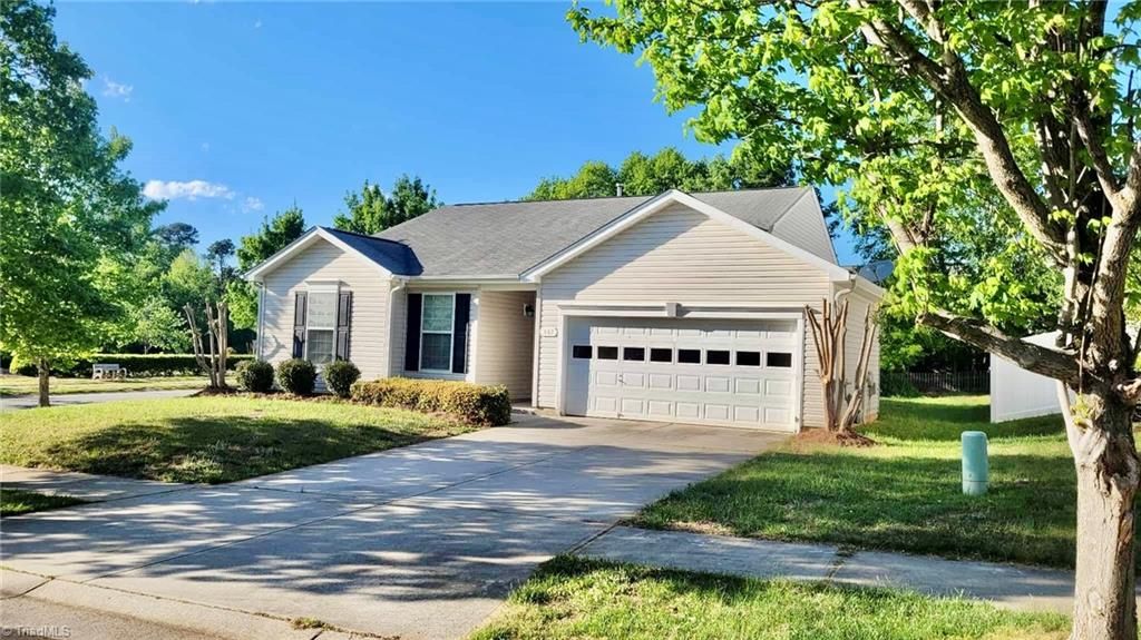 482 Shady Grove Court, Winston-salem, NC 27103