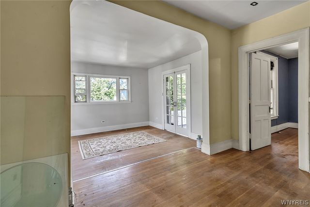 34 Saint James Place, Buffalo, NY 14222