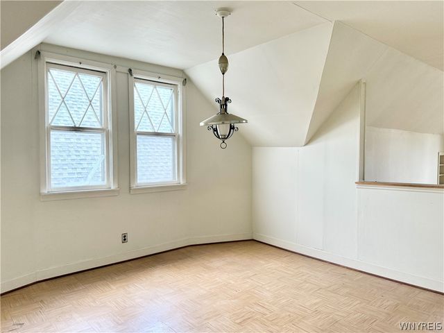 34 Saint James Place, Buffalo, NY 14222