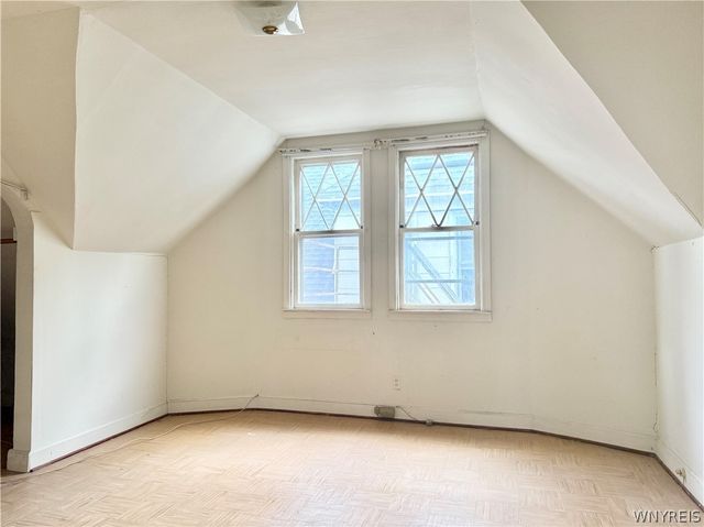 34 Saint James Place, Buffalo, NY 14222